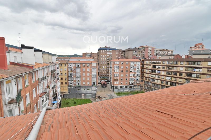 Foto 422af390-2122-4507-ae7f-f98d2cd8f7b3. Pis amb calefacció a Santutxu-Basarrate Bilbao