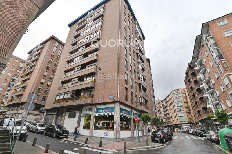 Foto 4cb1d648-c575-443d-af8f-8eb54c552eeb. Pis amb calefacció a Santutxu-Basarrate Bilbao