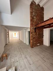 Business premise in Sants