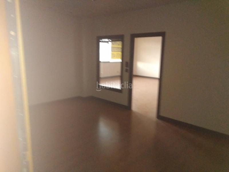 Foto 5236f980-393b-4816-9e45-c5fbf5b61f34. Affitto ufficio con riscaldamento in Erandio