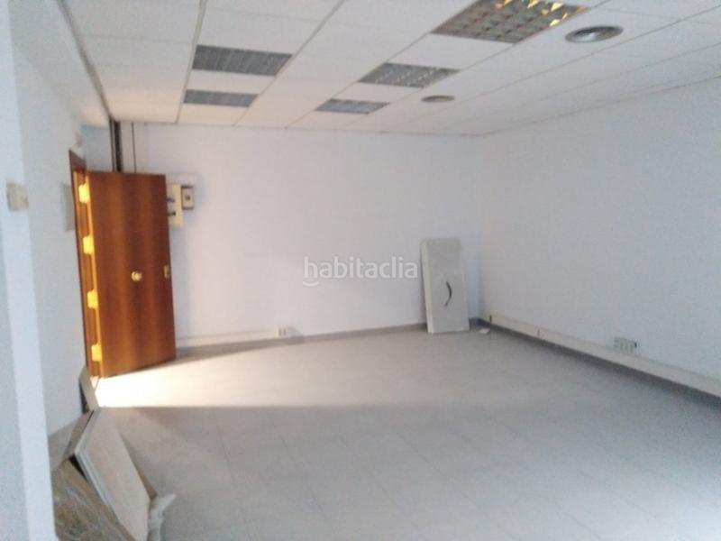 Foto 184a7d6d-5ea5-4012-a624-dc5f80a57942. Location bureau avec chauffage dans Campuzano Bilbao