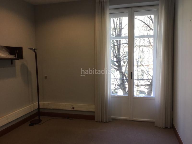 Foto f337a20a-863c-400c-9474-c4b14f26d302. Rent office space in Ensanche - Moyua - Diputación Bilbao