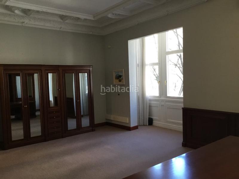 Foto fe3d2197-b2a9-47f6-bec5-8c5f23ea769a. Rent office space in Ensanche - Moyua - Diputación Bilbao