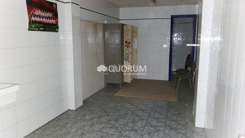 Foto 04e79876-6d60-483a-bfa4-8d202bb4c992. Rent industrial building in Erandio