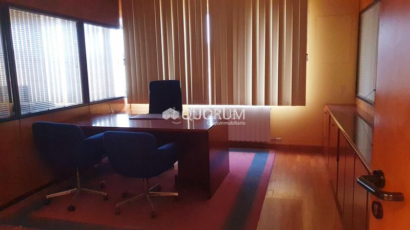 Foto 7d71c9d1-7555-45c9-88d8-8674a213ca0a. Rent industrial building in Erandio
