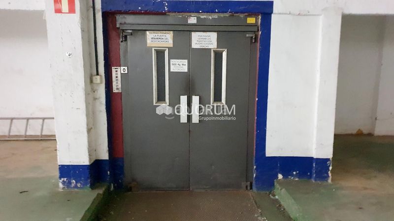Foto d94eb341-a2a7-42f9-bfb5-1e8a40bb2e08. Rent industrial building in Erandio