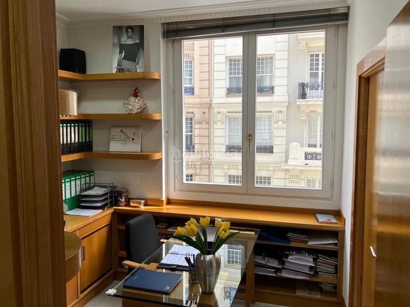 Foto 68f9538d-312f-46f5-bd24-0c19f46c16ff. Rent office space with heating in Ensanche - Moyua - Diputación Bilbao