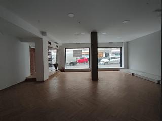 Lloguer Local Comercial a Campuzano. Se alquila local comercial de 120 m2, no necesita reforma.