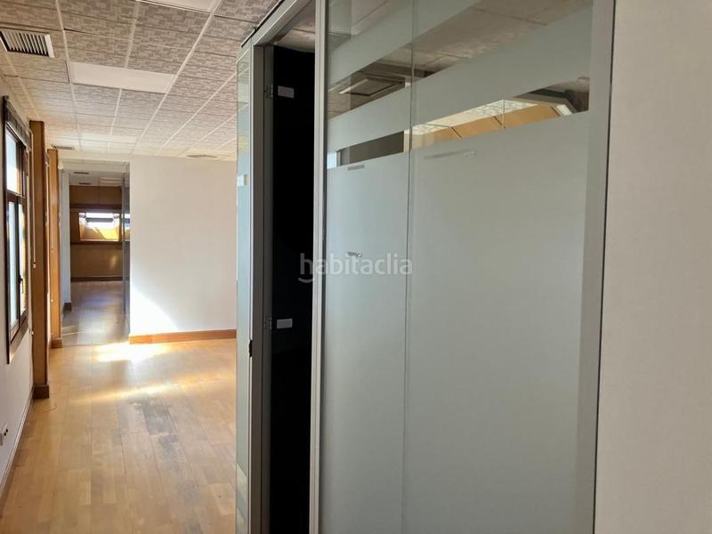 Foto 1ffd1080-544d-4434-bd2a-2ebd2577c7d5. Miete büro mit heizung in Ensanche - Moyua - Diputación Bilbao