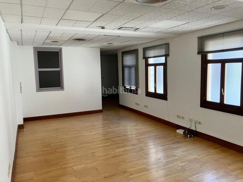 Foto 91739f6d-8ab2-444a-beec-4cf3cf13c9e3. Rent office space with heating in Ensanche - Moyua - Diputación Bilbao