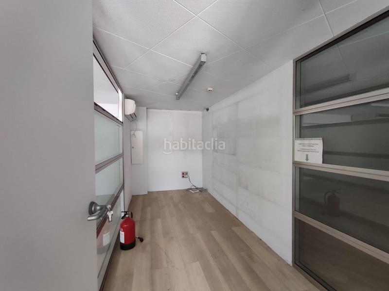 Foto 0561bc60-95a3-4388-8a74-e605dd69ad53. Location bureau avec chauffage dans Basurtu Bilbao