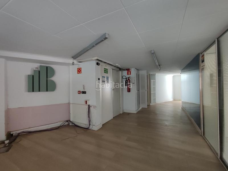 Foto f03bd40f-dbe1-4aba-b871-5e1623d308d9. Location bureau avec chauffage dans Basurtu Bilbao