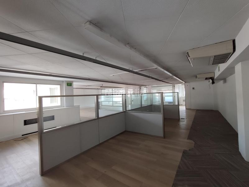 Foto d5393095-5edb-4865-97ab-a4efc28bba3b. Rent office space with heating in Basurtu Bilbao