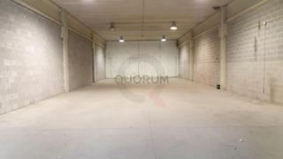 Nau industrial a Kalero-Basozelai. Nave en artunduaga, basauri