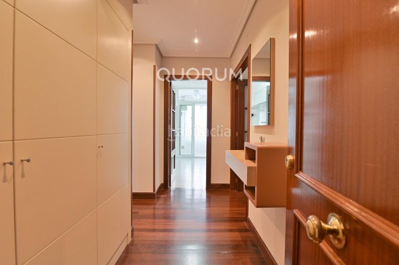Foto 54ec9793-72e2-4972-9d14-7ac202c4a312. Rent flat with heating parking in Rekalde Centro Bilbao