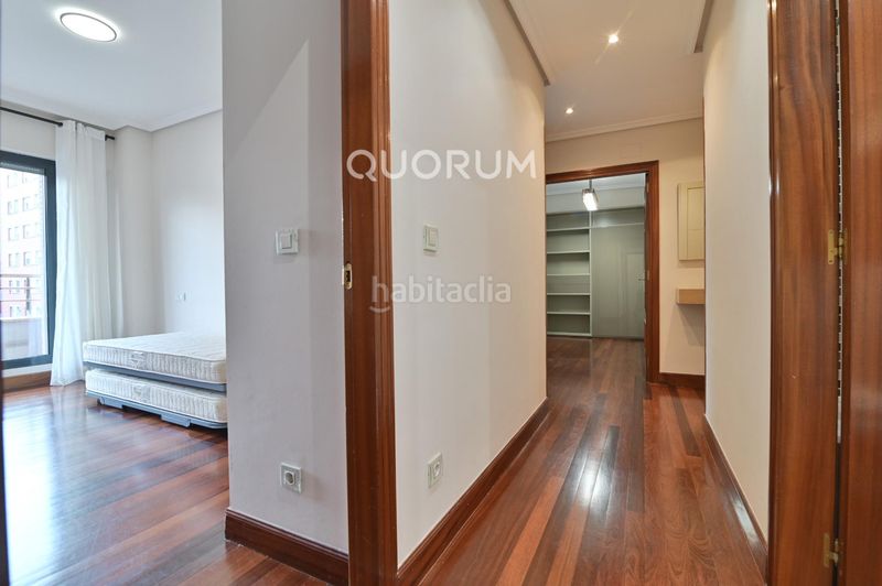 Foto d478e5e3-02ee-4faf-b37e-97fdc284089c. Rent flat with heating parking in Rekalde Centro Bilbao