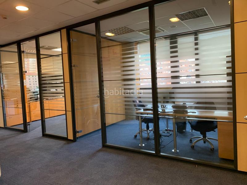 Foto 0e31a327-9ab3-4d81-9caa-36fc0617d109. Rent office space with heating in Miribilla Bilbao