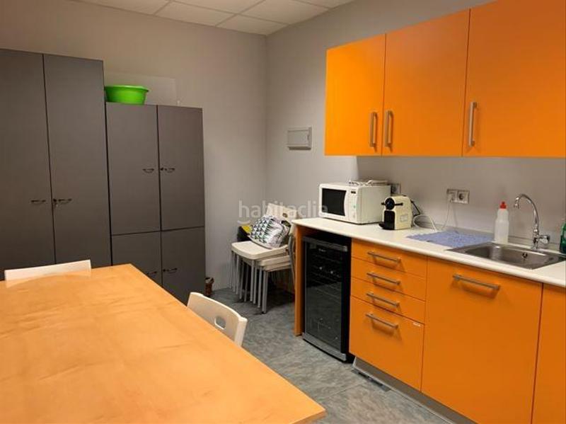 Foto 235292eb-bafe-4a8b-9fab-dec4931a7498. Rent office space with heating in Miribilla Bilbao