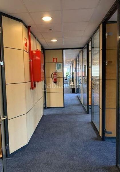 Foto bc3e7cc8-6847-4ab1-be13-3e1f97a7f032. Rent office space with heating in Miribilla Bilbao
