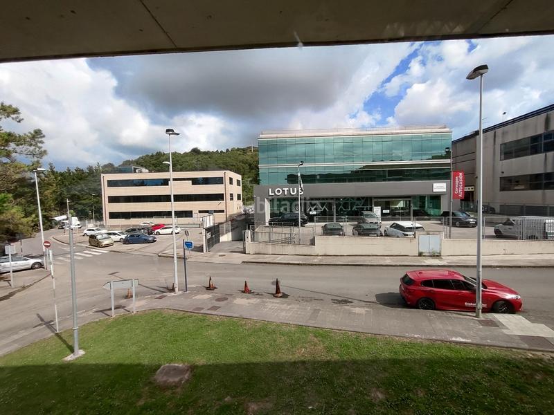 Foto 5eba226f-519f-4cc1-88c2-ec06c0739bad. Lloguer oficina amb calefacció aparcament a Erandio