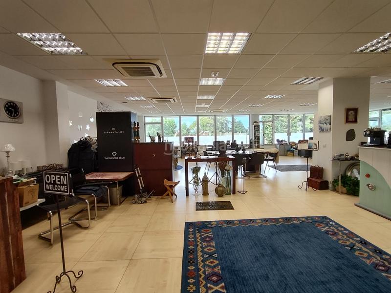 Foto a7f793ed-1d3d-46b0-89e2-1e0ac6c53341. Lloguer oficina amb calefacció aparcament a Erandio