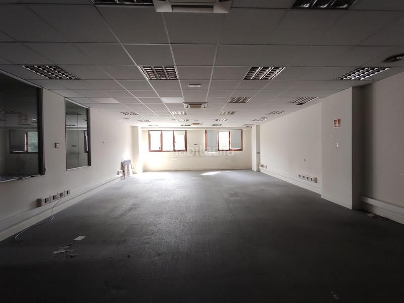 Foto 1596ce1c-92f8-4fa2-abf6-414d1eda3a9d. Lloguer oficina amb calefacció a Abandoibarra - Guggenheim Bilbao