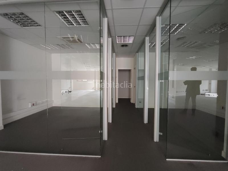 Foto dc970ba6-09a9-44af-9071-2c0066efd970. Miete büro mit heizung in Abandoibarra - Guggenheim Bilbao