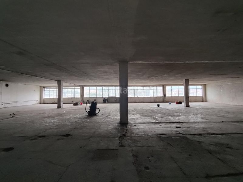 Foto e0bb37cd-5f05-4499-bbe6-684dd490cce7. Rent industrial building in San Ignacio-Elorrieta Bilbao