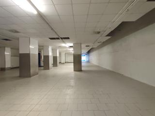 Local Comercial  Calle jon arrospide. Local gran tamaño en venta junto al imq zorrozaurre