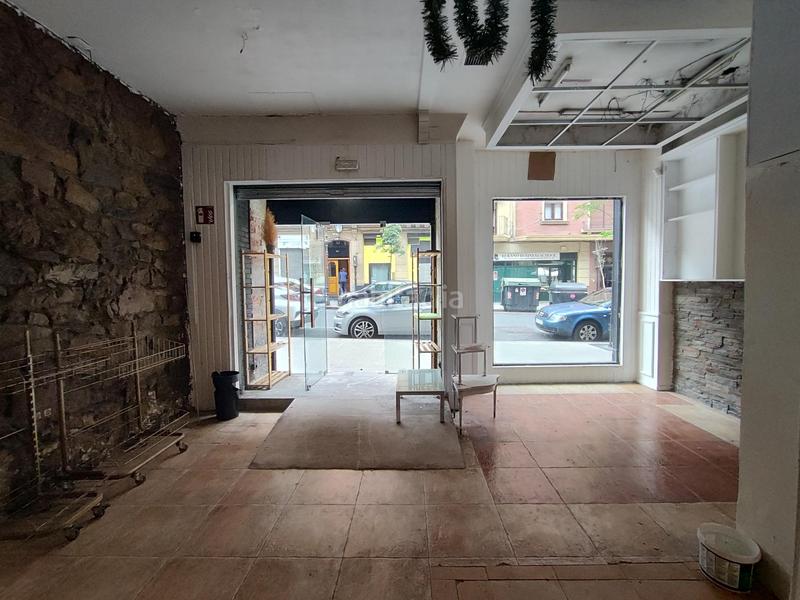 Foto e86bded0-a4e6-4d4e-ad40-0671bf939902. Local comercial a Zabalburu Bilbao
