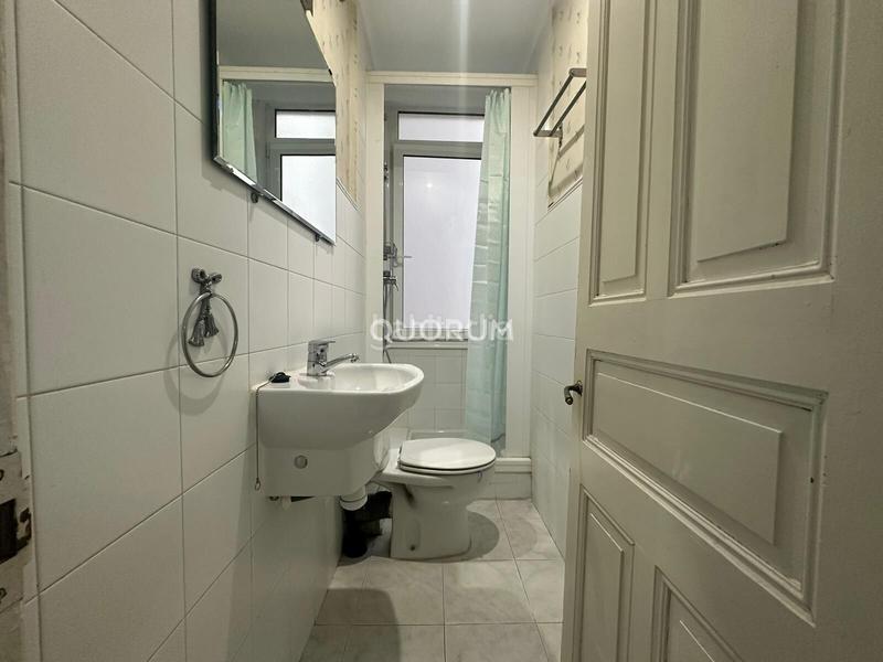 Foto 733cf145-4005-4c70-ac9a-14dda842cebc. Alquiler piso vivienda con 4 dormitorios en el ensanche en Bilbao