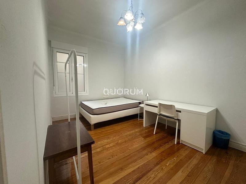 Foto 3e28b88c-ec6a-440a-bef8-fc60178ea35d. Location appartement avec chauffage dans Ensanche - Moyua - Diputación Bilbao