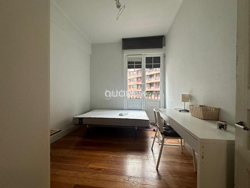 Foto 25fbbefb-1713-4677-ac58-8f291856ddd0. Rent flat with heating in Ensanche - Moyua - Diputación Bilbao