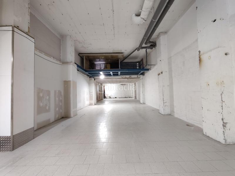 Foto 8c1b799a-4413-4d1e-955c-df709d04d430. Alquiler local comercial local gran tamaño junto a imq en Bilbao