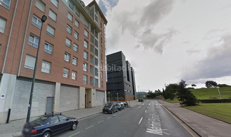 Foto e775a7a8-fa91-4bd8-8bcd-0f207ee76f5d. Alquiler local comercial local de obra en alquiler junto al frontón en Bilbao