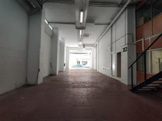 Lloguer Local Comercial a San Pedro de Deusto - La Ribera. Alquiler de local de 460 m2 zona imq