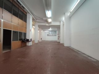 Business premise in San Pedro de Deusto - La Ribera
