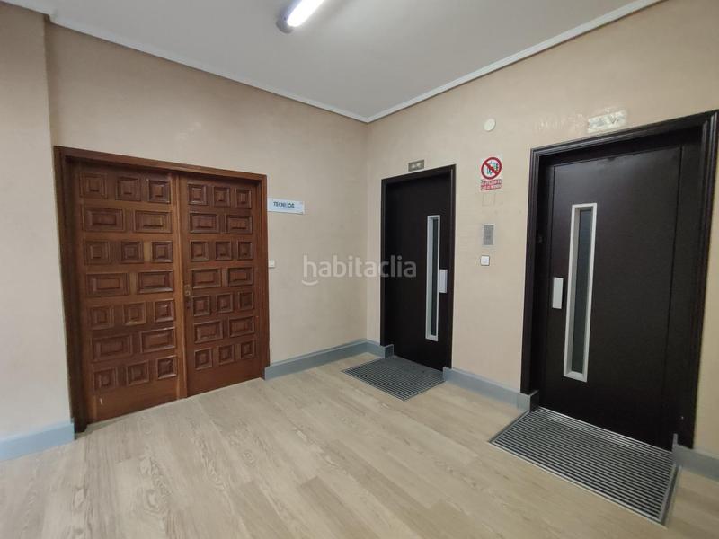 Foto c11614f2-11d4-4f6c-b4ae-04f794b2872f. Ufficio in Rekalde Centro Bilbao