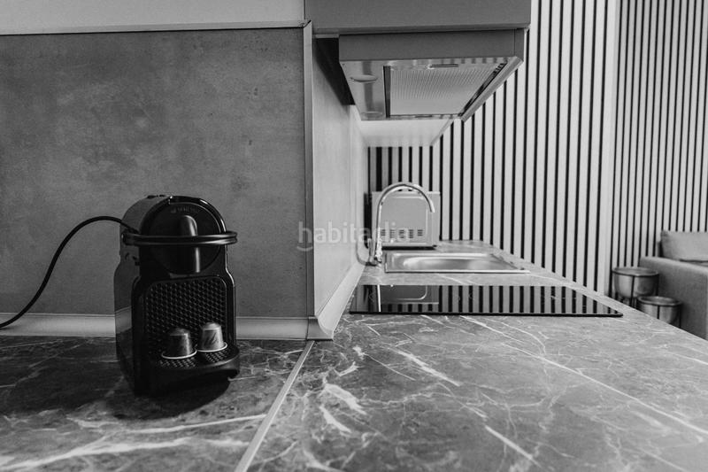Foto 2ca24a5c-75c2-4fdb-b4fd-bcc333ea2146. Alquiler piso estudio de 1 hab en campo volantín en Bilbao
