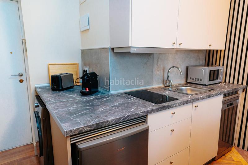 Foto 5905a065-1f0b-4153-b905-7f495f92910d. Alquiler piso estudio de 1 hab en campo volantín en Bilbao