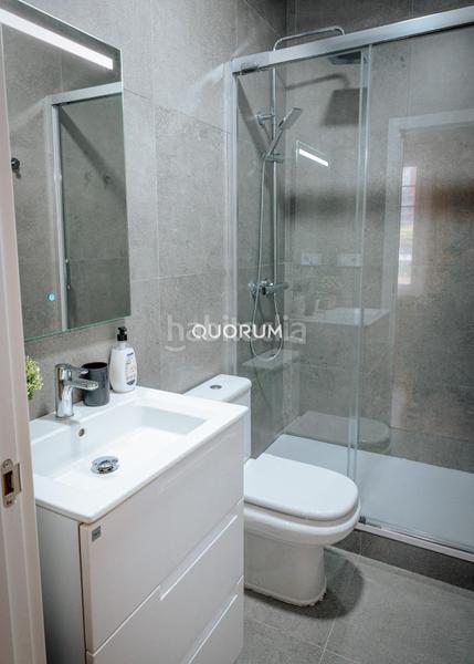 Foto cf33d903-7d9f-4794-9ba3-d58c08cf628a. Alquiler piso estudio de 1 hab en campo volantín en Bilbao