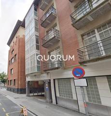 Aparcament cotxe a Zabalburu. Parcela de garaje en calle euskalduna