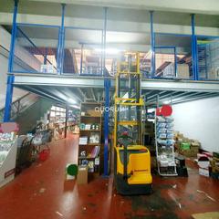 Nau industrial a Galdakao. Nave en erleches
