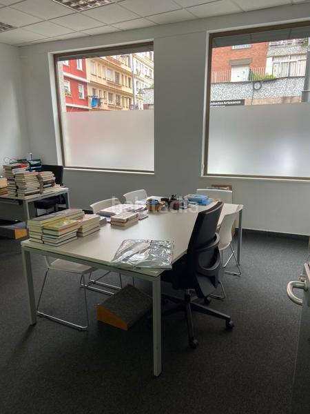 Foto 41669d18-d936-4ee2-9ab2-eeaea77c7bf5. Rent office space with heating in San Pedro de Deusto - La Ribera Bilbao