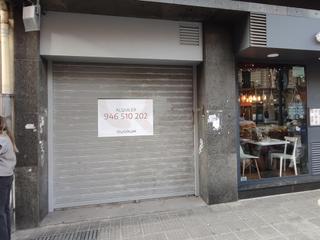 Location Local commercial  Calle general concha. Local comercial de 190 metros, zona moyua