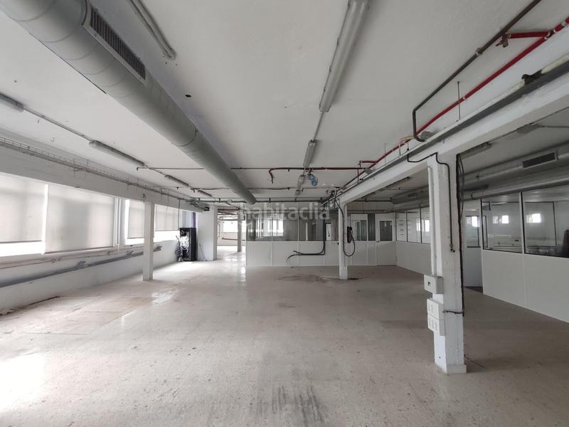 Foto 0f3fb6d7-fa7e-48a7-9fe6-4929ff20af25. Miete büro mit heizung in Zabala Bilbao