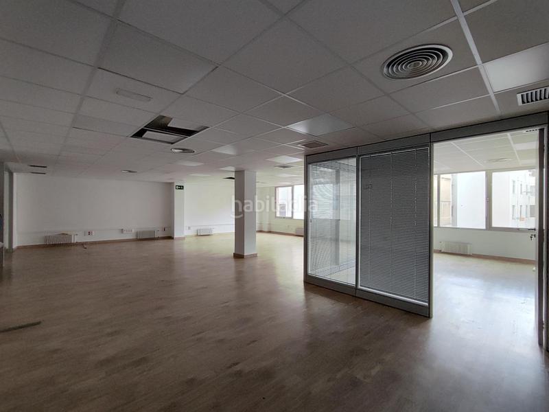 Foto 3e111359-c394-41bb-aa8c-6097d42e4d05. Rent office space with heating in Alhóndiga Bilbao