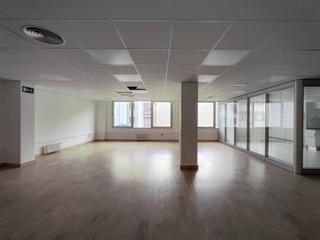 Rent Office space  Calle autonomia. Oficina alquiler 227 metros autonomia