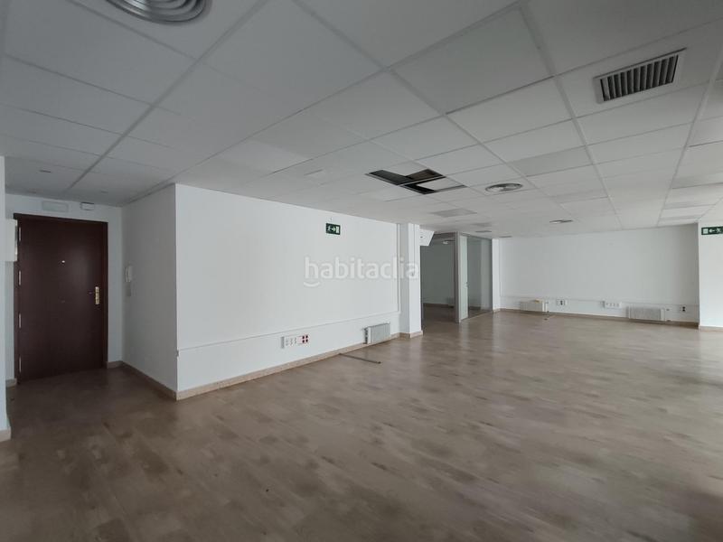 Foto a910df03-6614-4b0e-83b1-4bbad08cf5ff. Rent office space with heating in Alhóndiga Bilbao