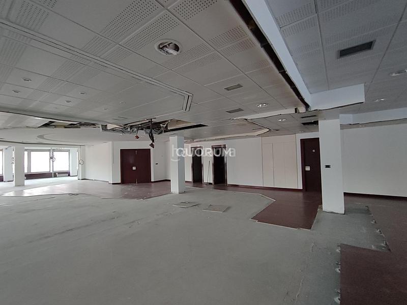 Foto 553fed86-dc5d-4f0e-afc9-7d4d793c1940. Affitto ufficio con riscaldamento parcheggio in Plaza Circular Bilbao